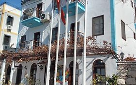 Sevgi Hotel  3*